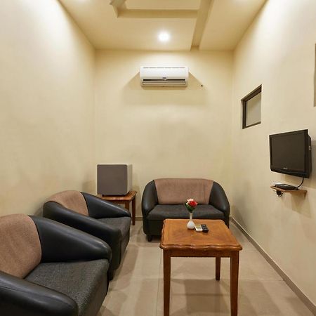 Hotel Atria, Kolhapur- Opposite To Central Bus Station Ngoại thất bức ảnh